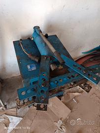 curvatubi idraulica OMCN