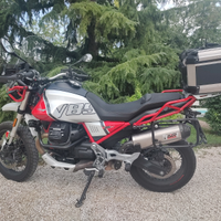 Splendida Moto Guzzi v85tt
