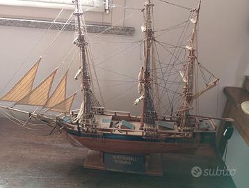 Galeone in legno