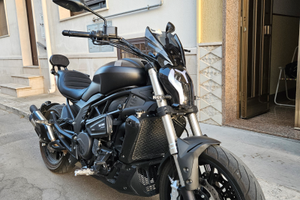 Benelli 502c cruiser