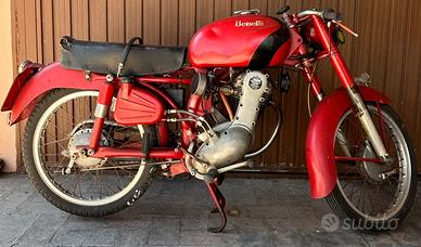 Benelli Leoncino 125 sport 4 tempi