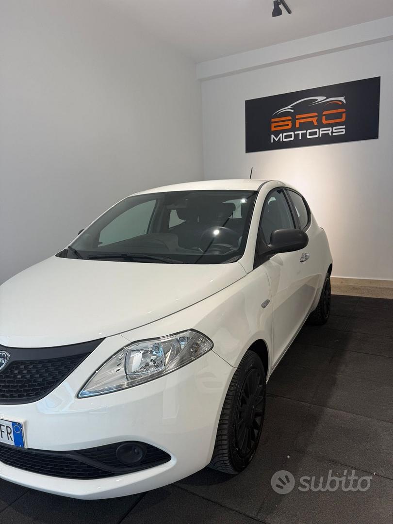 Lancia Ypsilon 2020 photo 2