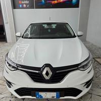 Renault Megane Mégane Blue dCi 115 CV EDC Techno