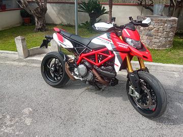hypermotard 950