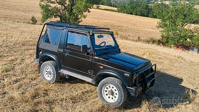 Suzuki samurai 