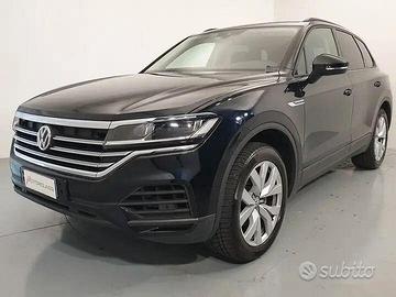 PARTE FRONTALE VOLKSWAGEN TOUAREG #070