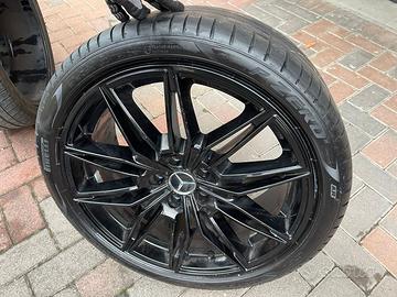 cherchi mercedes benz numero 19