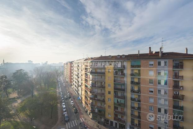 BILOCALE LUMINOSO IN ZONA BEN SERVITA