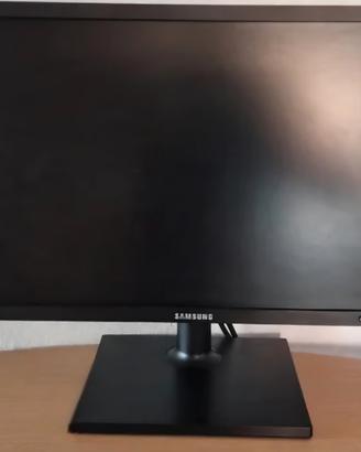 Schermo/ Televisore da 24 pollici 
