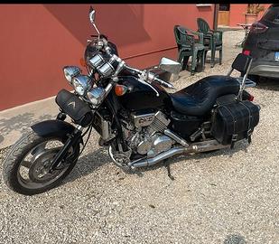 Honda VF 750 C Magna – 1995