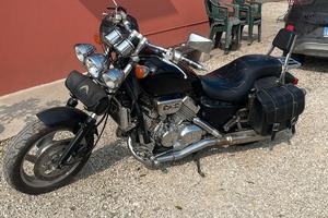 Honda VF 750 C Magna – 1995