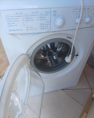 lavatrice Indesit  Da  1 a 5 kg