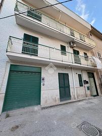 MONOLOCALE A AFRAGOLA