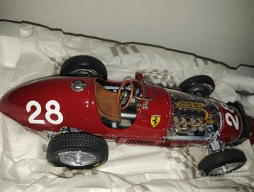 Exoto Ferrari 500 F2 Nino Farina 1952 - 1/18