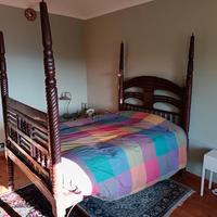 Letto a baldacchino indonesiano