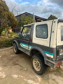 Suzuki samurai