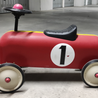 Macchina gioco cavalcabile a spinta