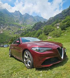 Alfa Romeo Giulia 2.2 manuale q2