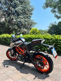 KTM Duke 390 2021