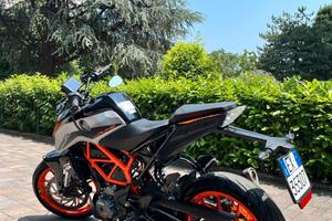 KTM Duke 390 2021