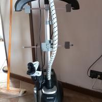 sistema di stiratura verticale a vapore 