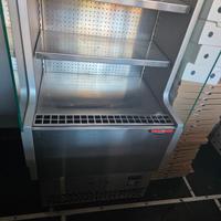 Armadio frigorifero murale completo di tendina