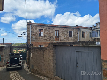 Casa indipendente ESCALAPLANO