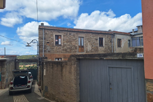 Casa indipendente ESCALAPLANO