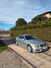 BMW E90 325I