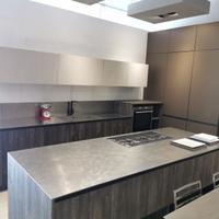 Cucina moderna con isola + living Arrex Cucine