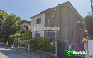 VILLETTA SU TRE LIVELLI