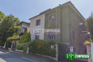 VILLETTA SU TRE LIVELLI