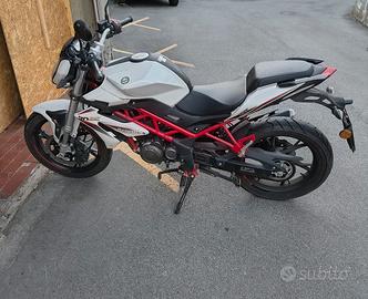 Benelli nn 125 bianca