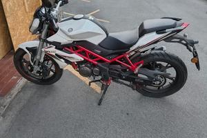 Benelli nn 125 bianca