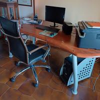 scrivania piu' sedia