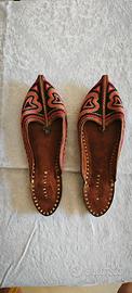Scarpe artigianali moresche in pelle etniche ricam