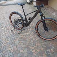 Scott lumen 910 e-MTB