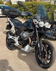 Moto Guzzi V85 STRADA Nero Isola