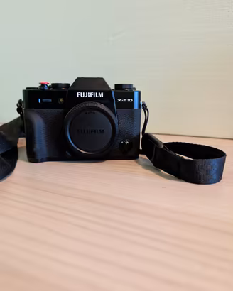 Kit Fuji X-T10 + 2 Obiettivi + Flash + Studio