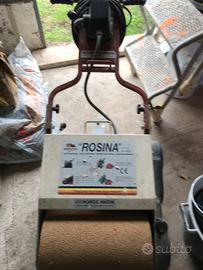 Rosina lava pavimenti