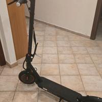 Monopattino Elettrico VivoBike V30 