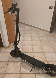 Monopattino Elettrico VivoBike V30 