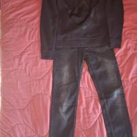 Outfit Armani Jeans composto da maglione e Jeans