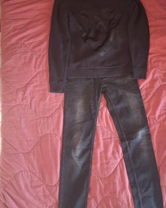 Outfit Armani Jeans composto da maglione e Jeans