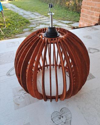 lampadario in legno