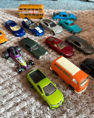 Modellini matchbox e hotwheels