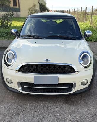 Mini Cooper d R56 2.0 116cv