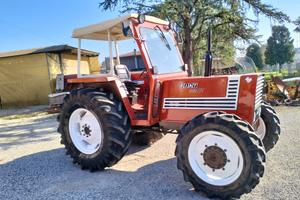 Trattore agricolo Fiat 780DT