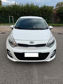 Kia Rio 1.4 crdi - NEOPATENTATI - 12 MESI DI GARAN