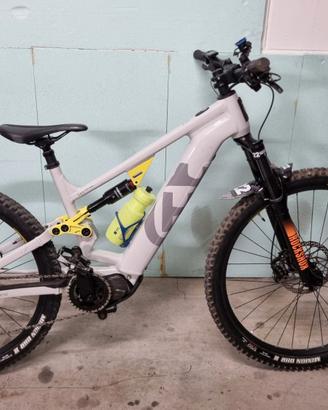 Husqvarna Light Cross LC1